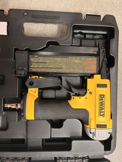 DeWALT 23 GA PIN NAILER