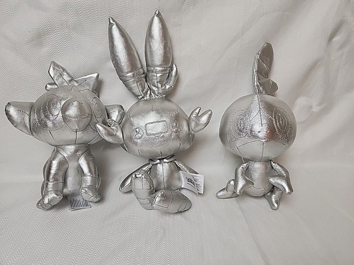 Pokemon 25th Anniversary Silver 8" Plush Lot - Scorbunny/Grookey/Sobble
