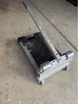 Wood floors cutter