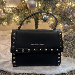  Michael Kors Studded Saffiano Leather Top-Handle Crossbody Bag 