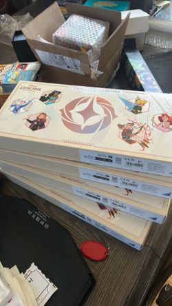 Disney Lorcana heroines curators collection