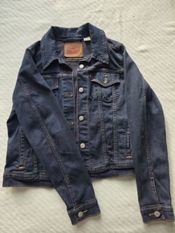 Levis Dark blue Jean jacket womens size L