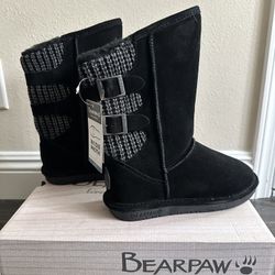 Women’s Bearpaw Boots 