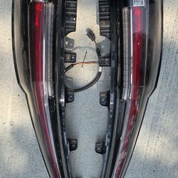 2015 Cadillac Escalade Taillight Pair OEM