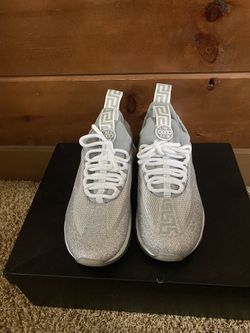 Versace Chain Reaction