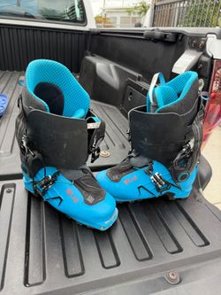 Snowboard boots - Salomon, head