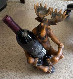 Mouse wine bottle holder