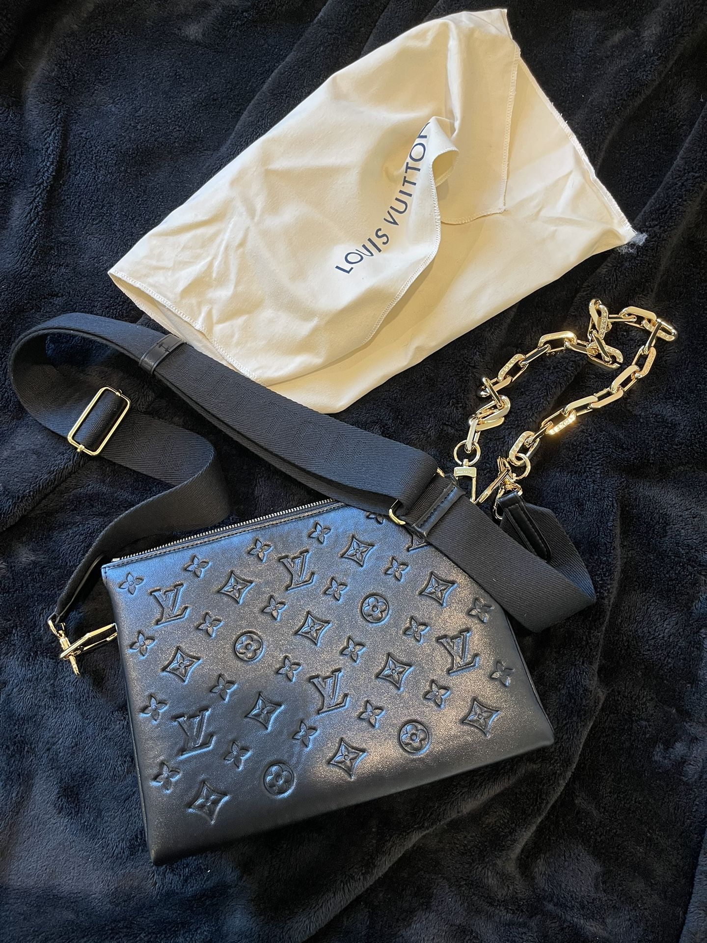 Louis Vuitton Black Bag / Purse