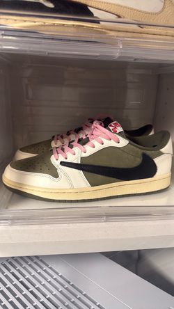 10.5 Jordan 1 low Travis Scott reverse Olive $450