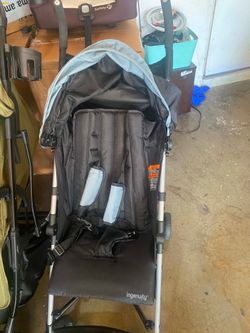 Umbrella stroller