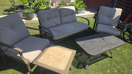 Durable Outdoor Patio Set.  Metal frame