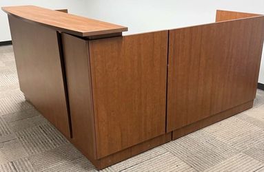 Receptionist Station | BLOWOUT SALE