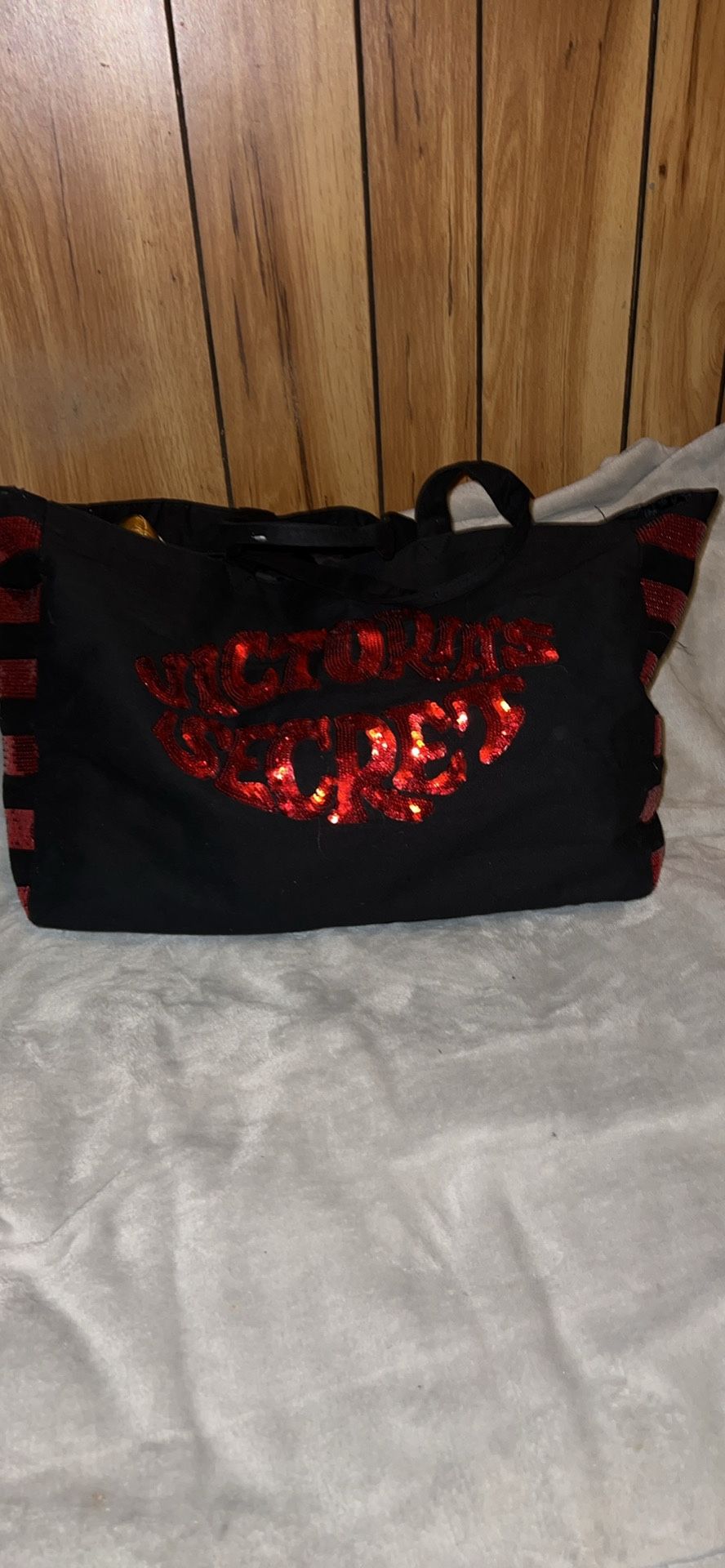 Women Victoria Secret Tote Bag Like New! Could Be A Perfect Gift 