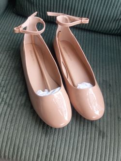 Ladies Flats- size 10 π₯Ώ