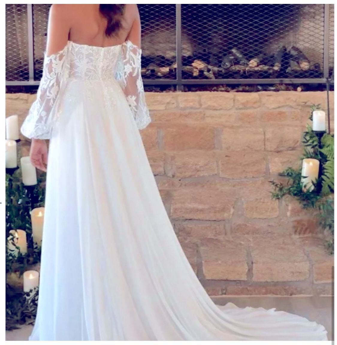 Wedding dress