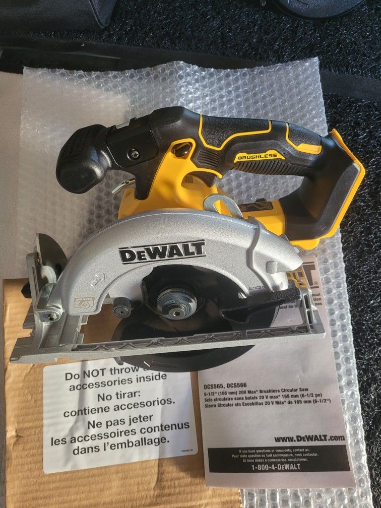 Dewalt 20v Brushless 6 1/2 Circular Saw. Tool Only $100 Firm