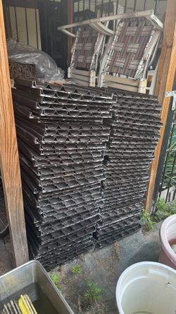 Bread baking trays