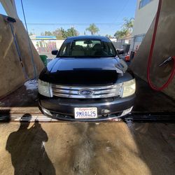 2008 Ford Taurus X SEL