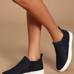 Women's Report Axel Size 8 Black Snake Embossed Slip-On Sneakers