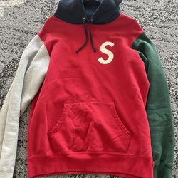 Supreme S Hoodie Special Edition 