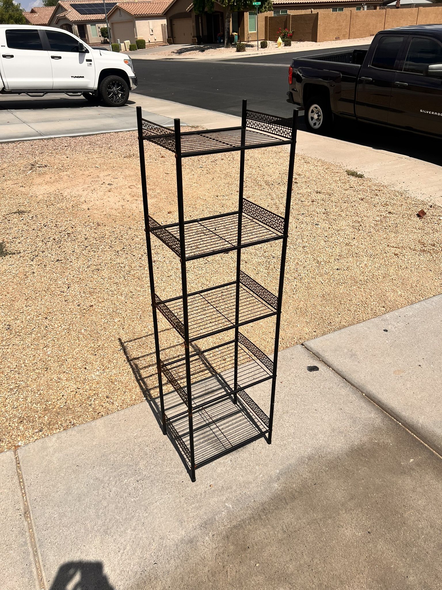 Black Wire Five Level Shelf (LxWxH: 16” x 13” x 57”)