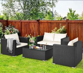 Rattan patio set (4 pieces)