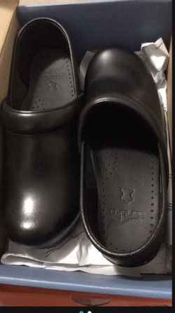 Dansko Professional cabrio Size 9