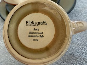 Pfaltzgraff Everyday Java  16 piece Dinnerware Set - Service for 4