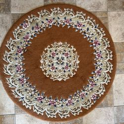 Round Ethnic Area Rug