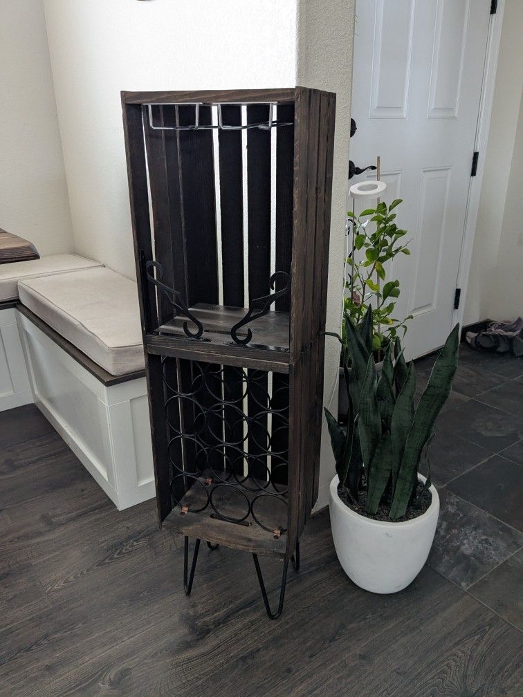 Wine And Liquor Rack And Storage