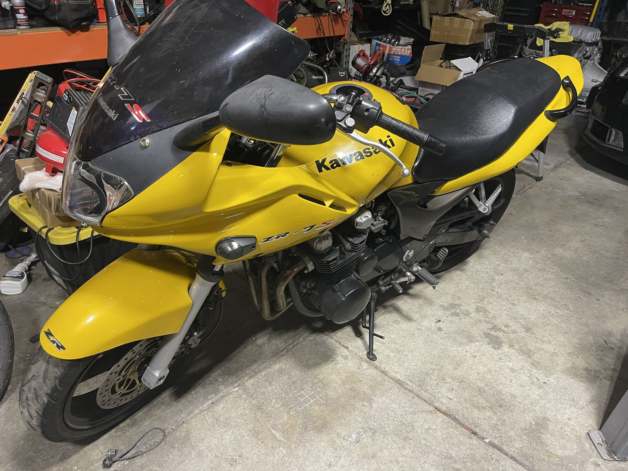 2003 Kawasaki Zr1100