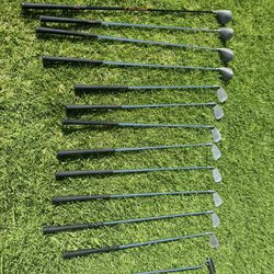 Selling a Full Set Of Wilson Golf Clubs 13 Clubs Total 