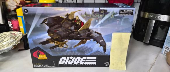 G.I. Joe Classified #203 Iron Grenadier Despoiler, No Destro figure.