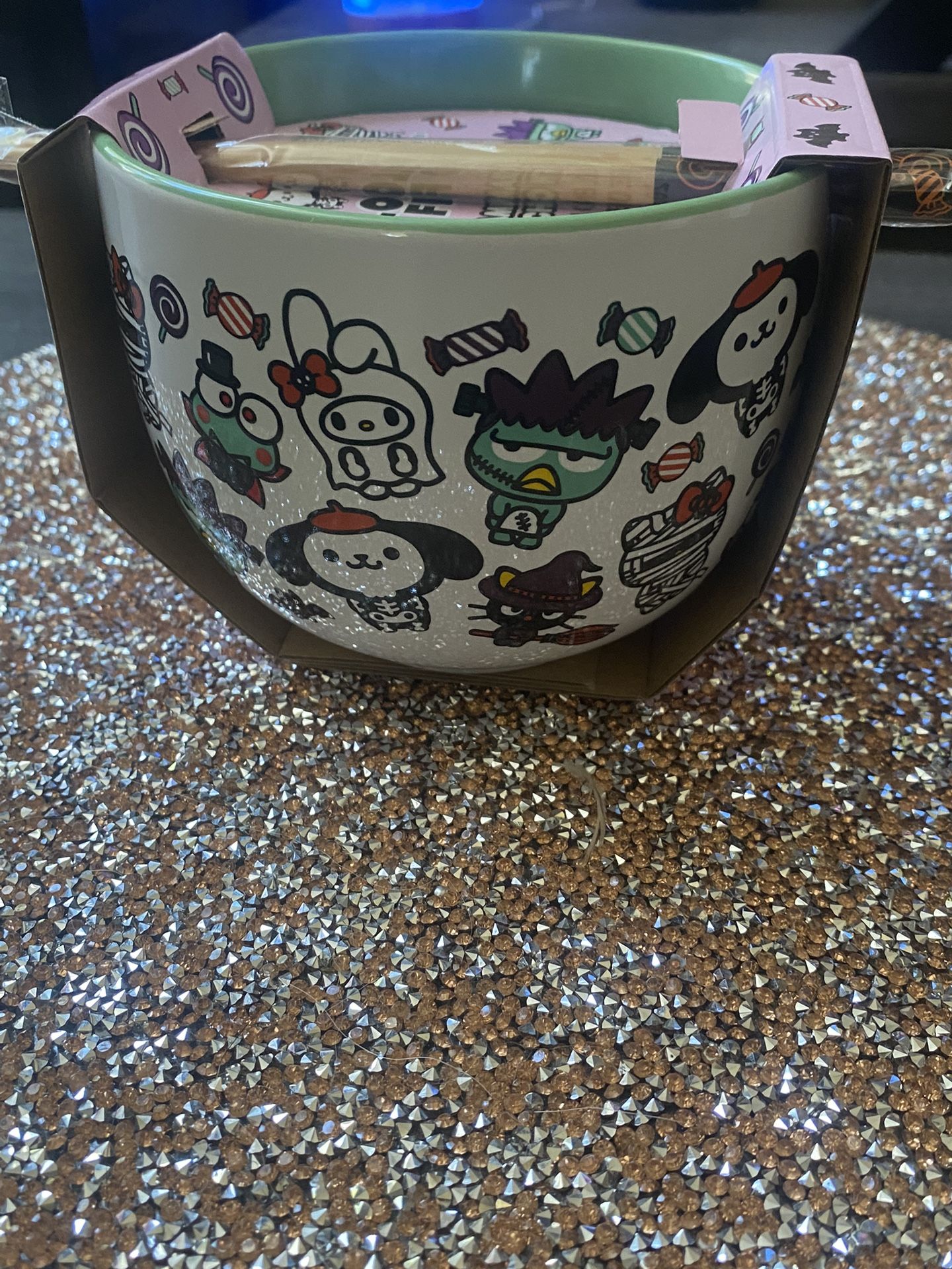 Hello Kitty Halloween Ramen Bowl