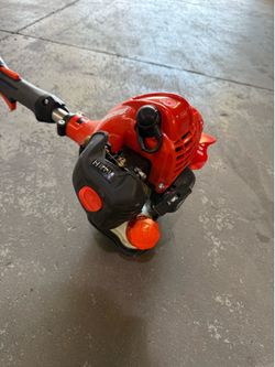 21.2 cc Gas 2-Stroke Straight Shaft String Trimmer used in like new condition $220