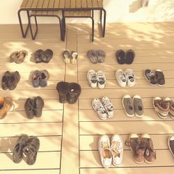 LOT of 24 women shoes + 3 kid shoe (Ugg, Converse, Adidas, Nike) 
