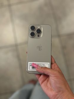 iPHONE 16 PRO UNLOCKED