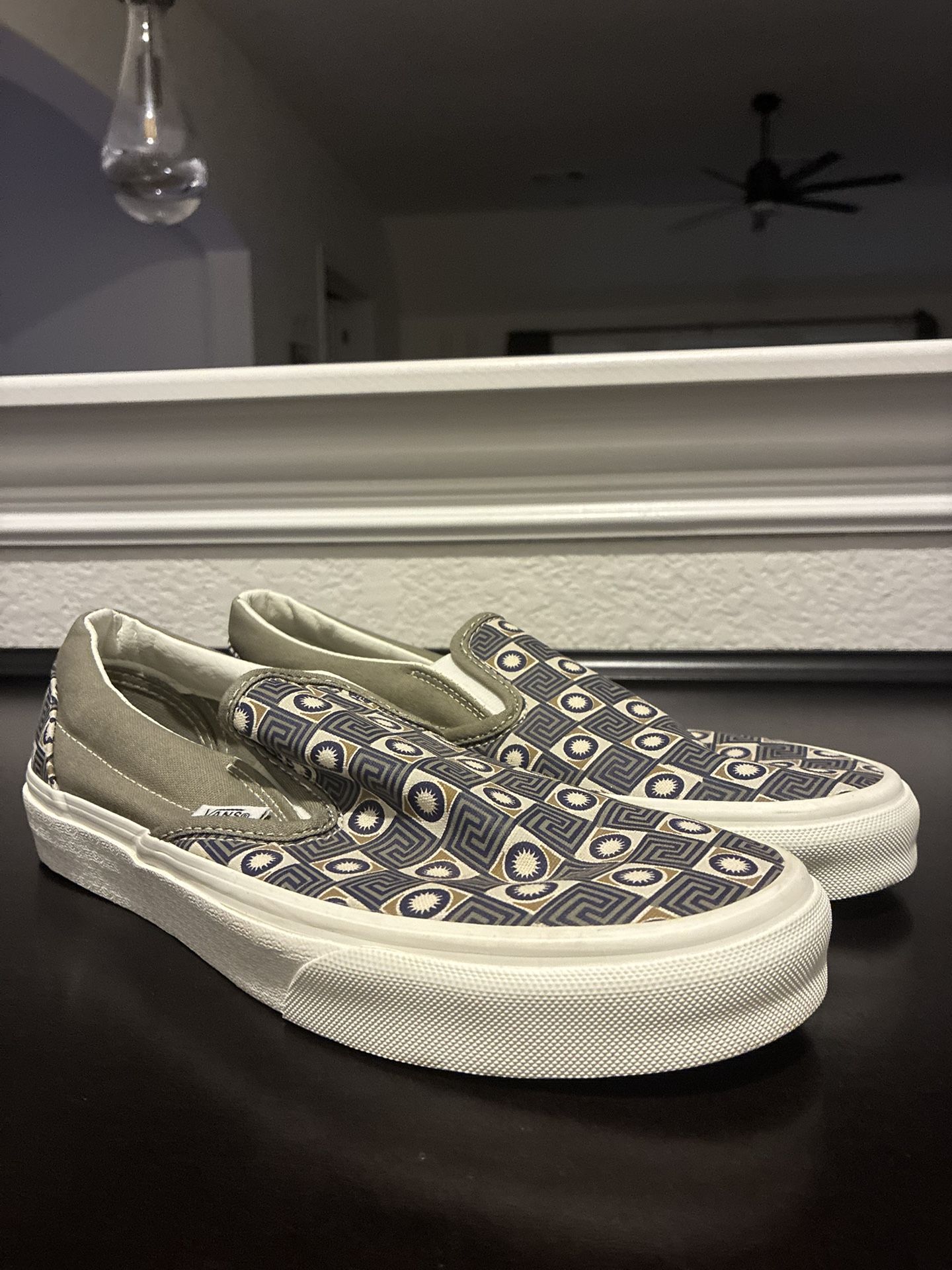 Vans Classic Slip-On "Geo Trek"