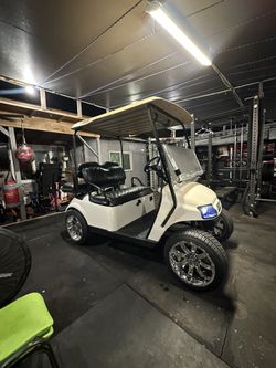 2017 EZGO TXT Gas Golf Cart 