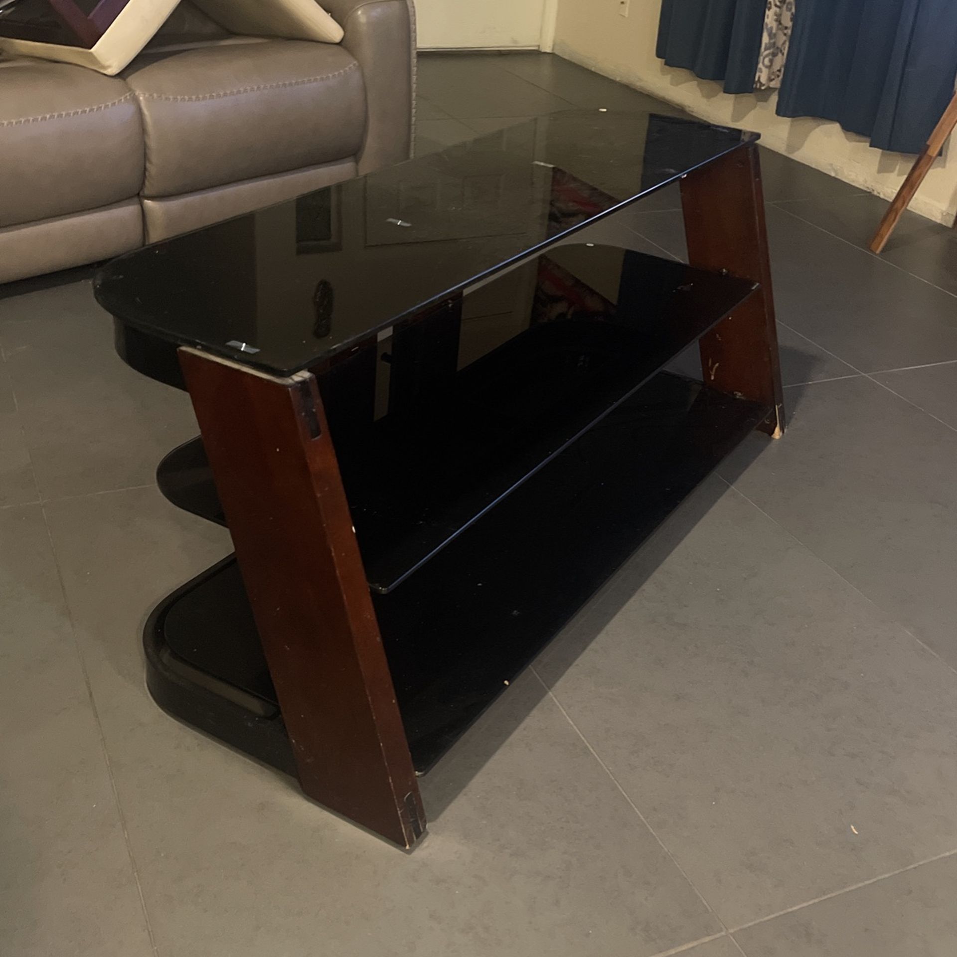 TV  Stand