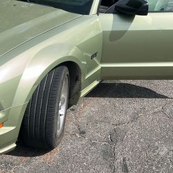 2005 Ford Mustang