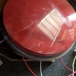 Man CAVE, LANDSCAPING LIGHTS, PARTY LIGHTS, LED LIGHT. SUPER BRIGHT