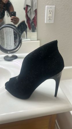 Black heel
