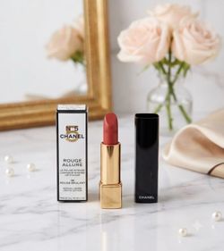 Lipstick labiales maquillaje makeup $25 each new authentic