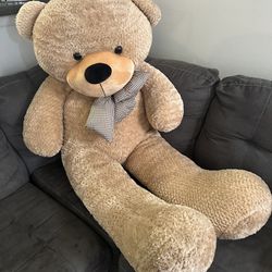 Giant Teddy Bear Stuffed Animal 