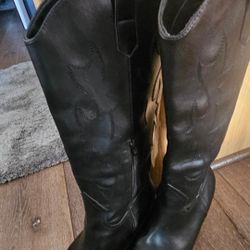 Tall Cowboy 🤠 Boots  8.5
