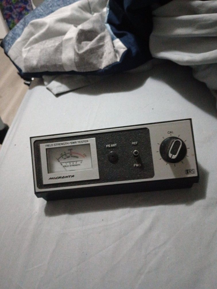 Field Strength Tester