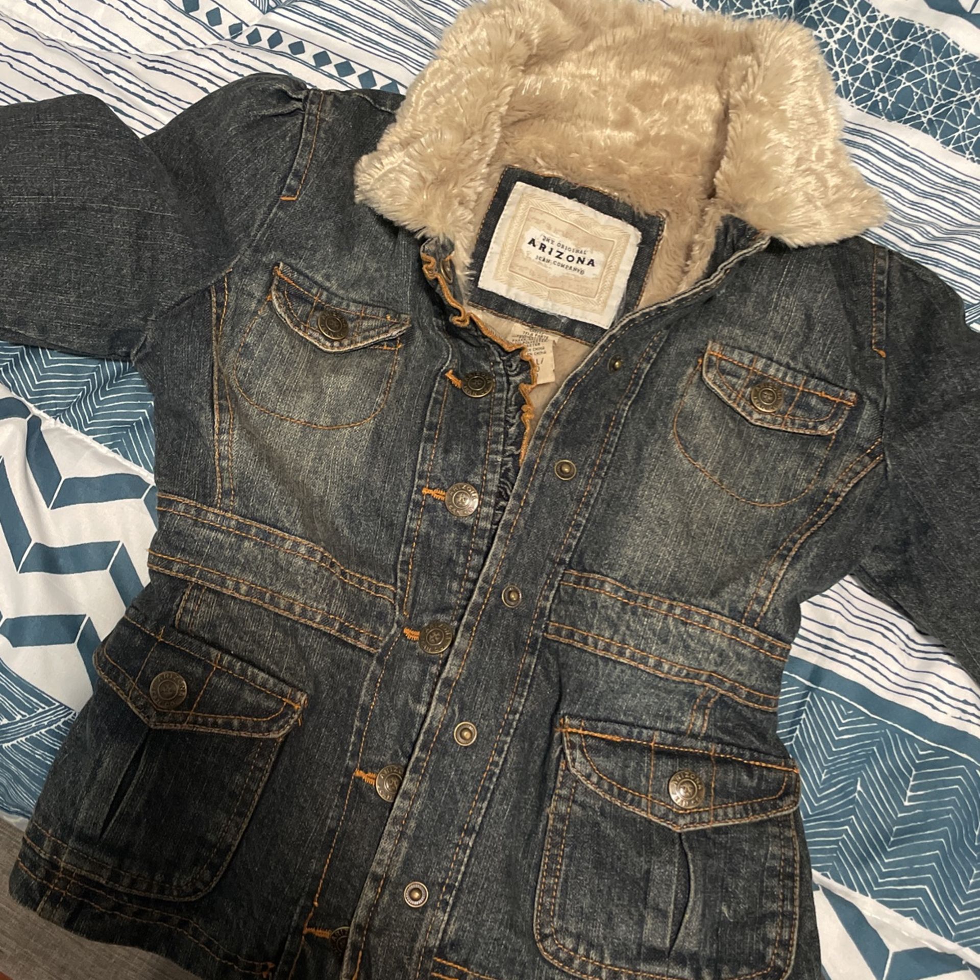 Warm Cute Jean Jacket Small In Girls Size 7-8