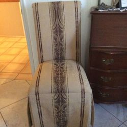 ACCENT CHAIR, HIGH BACK