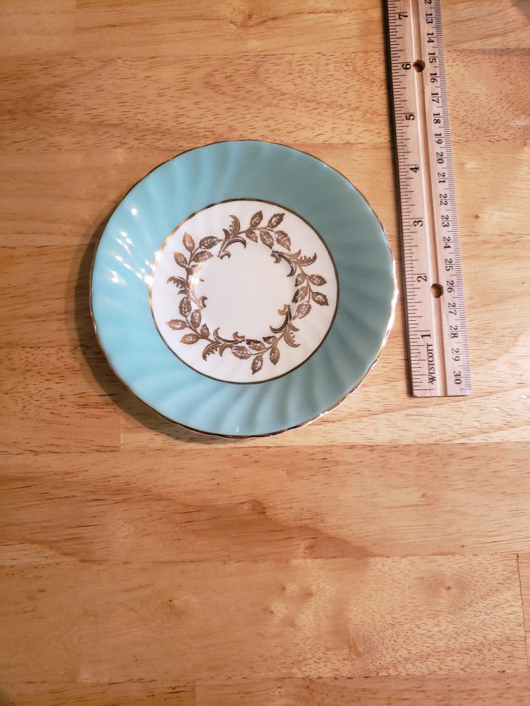 Sutherland small tea saucer